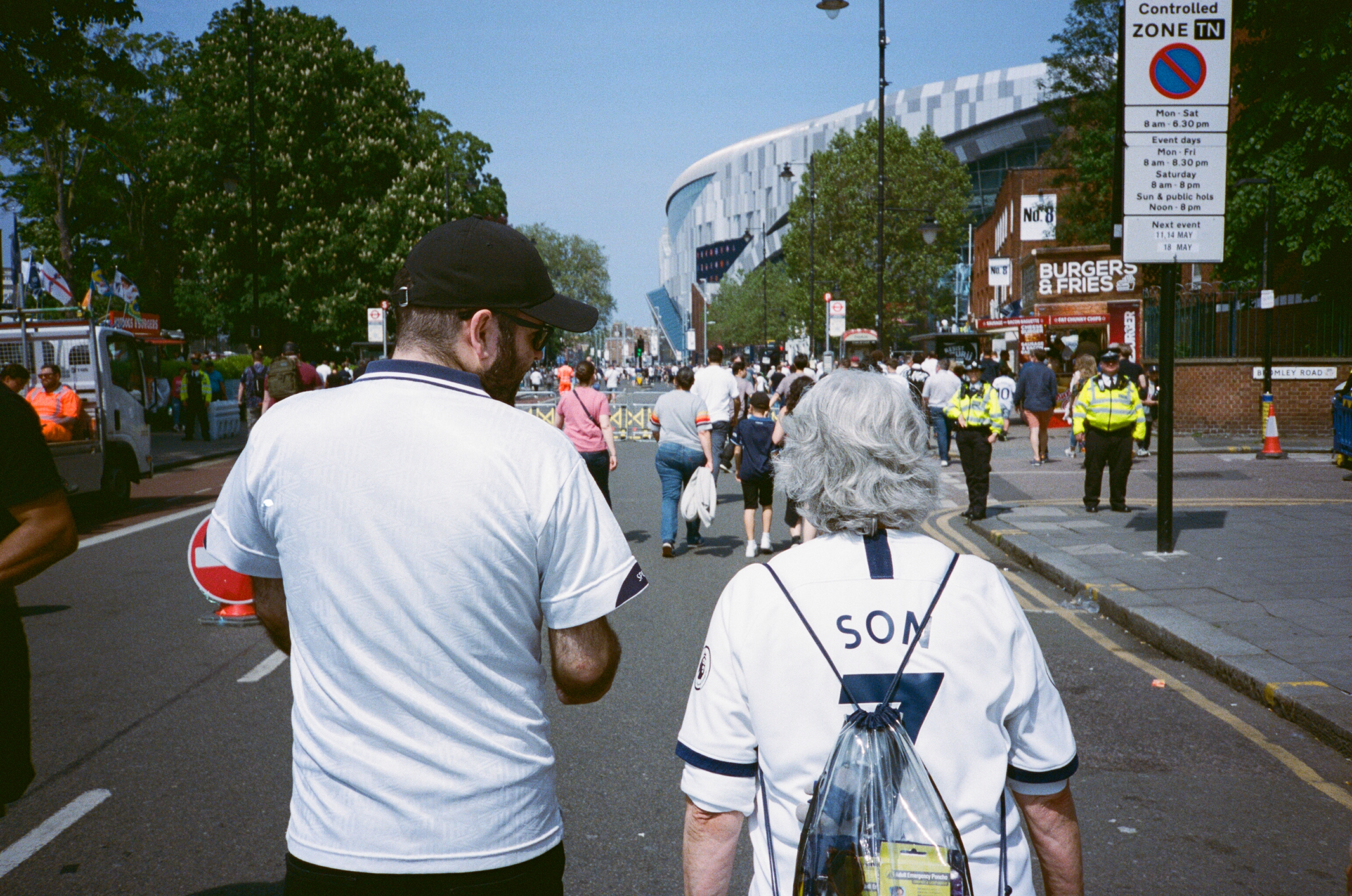 Spurs fans